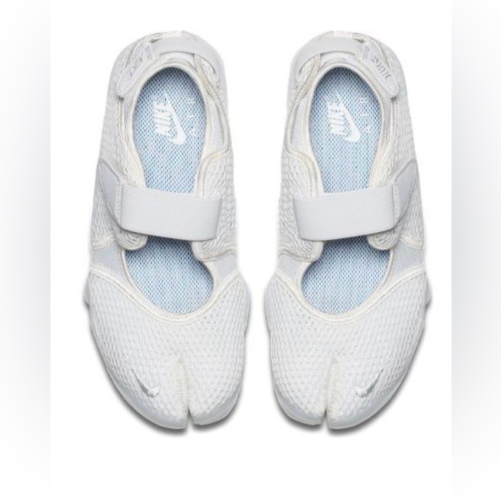 NIB Nike Air Rift Breathe split toe white Shoes